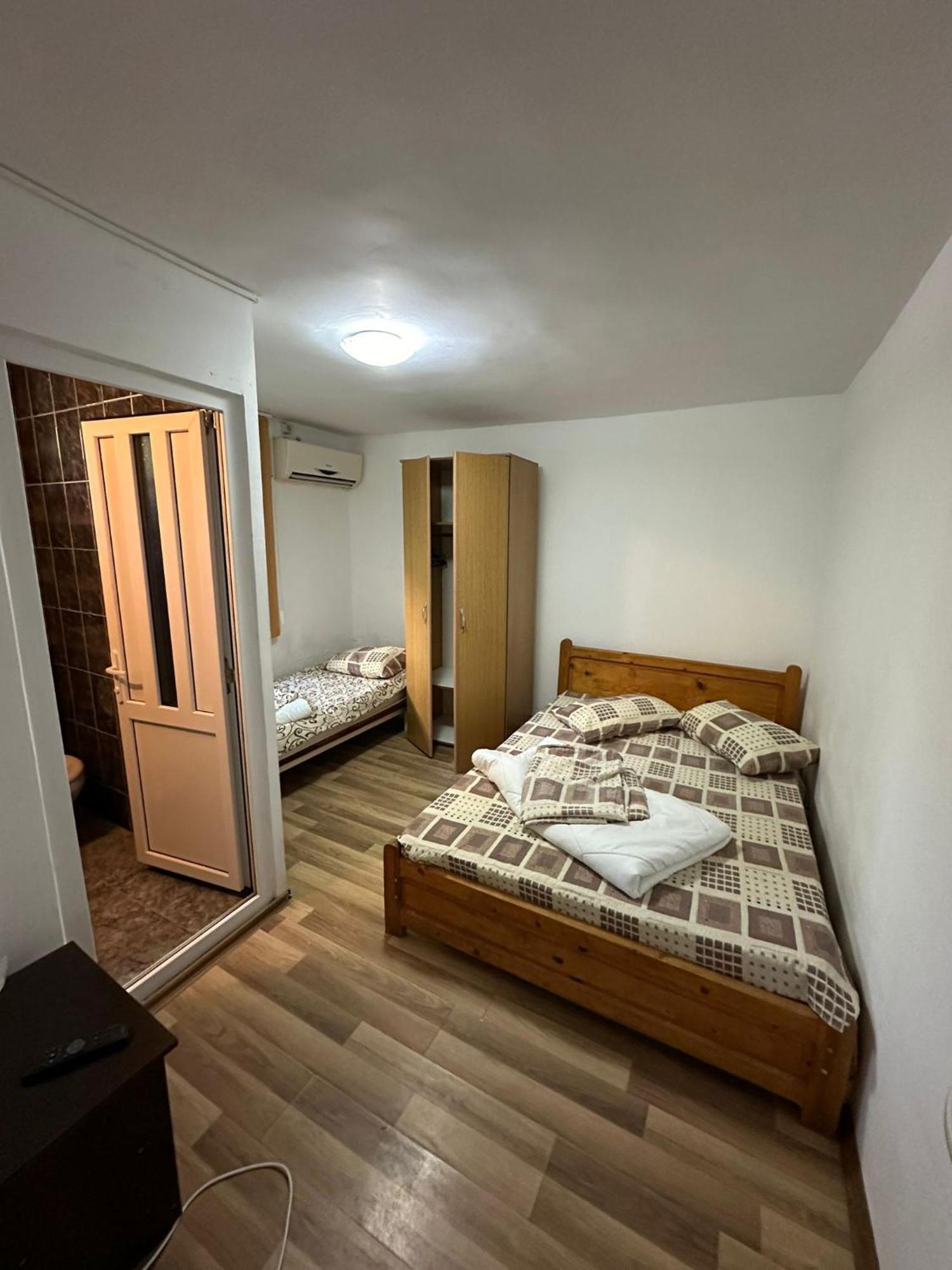 Casa Pestelui Hotel Două Mai Eksteriør billede